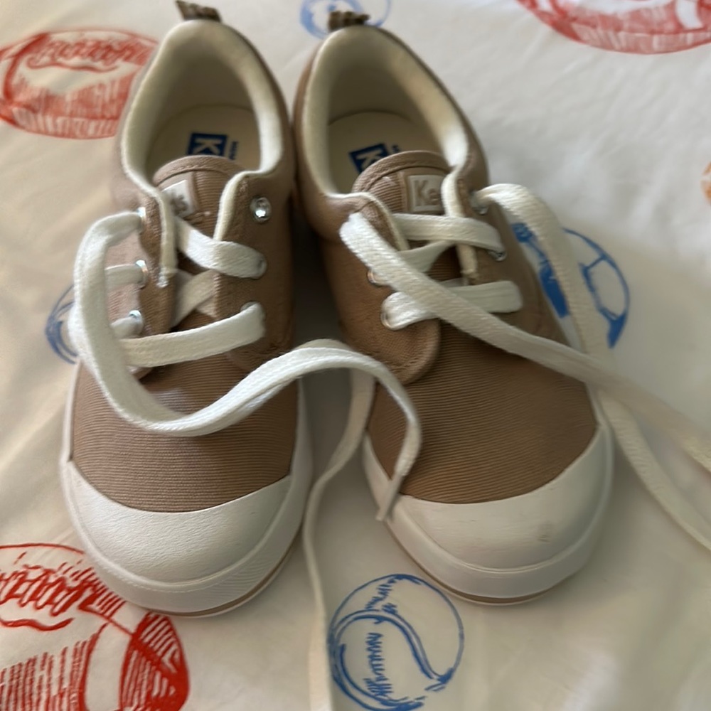 Keds Graham Sneaker - Stone/khaki size 9